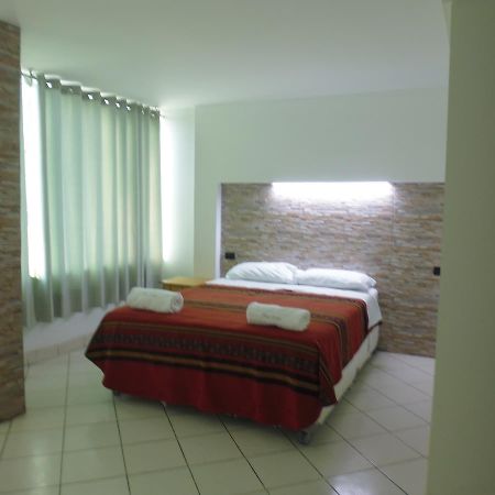 Hostal Fatima Huacho Esterno foto