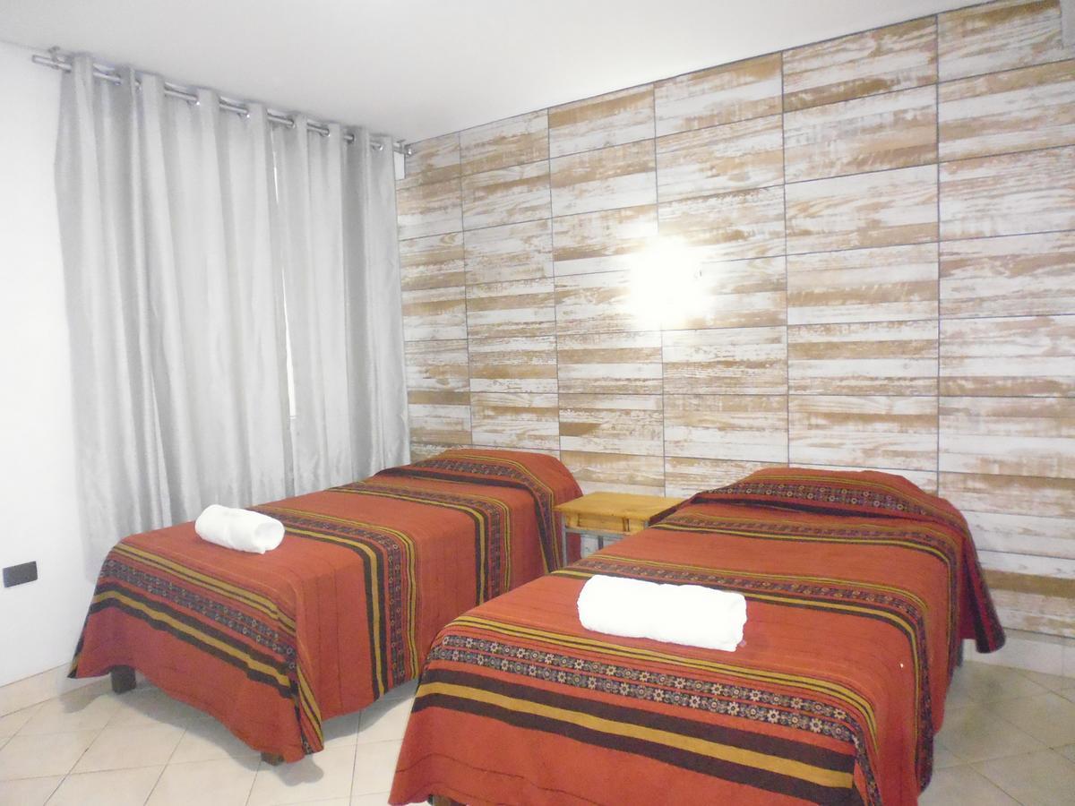 Hostal Fatima Huacho Esterno foto